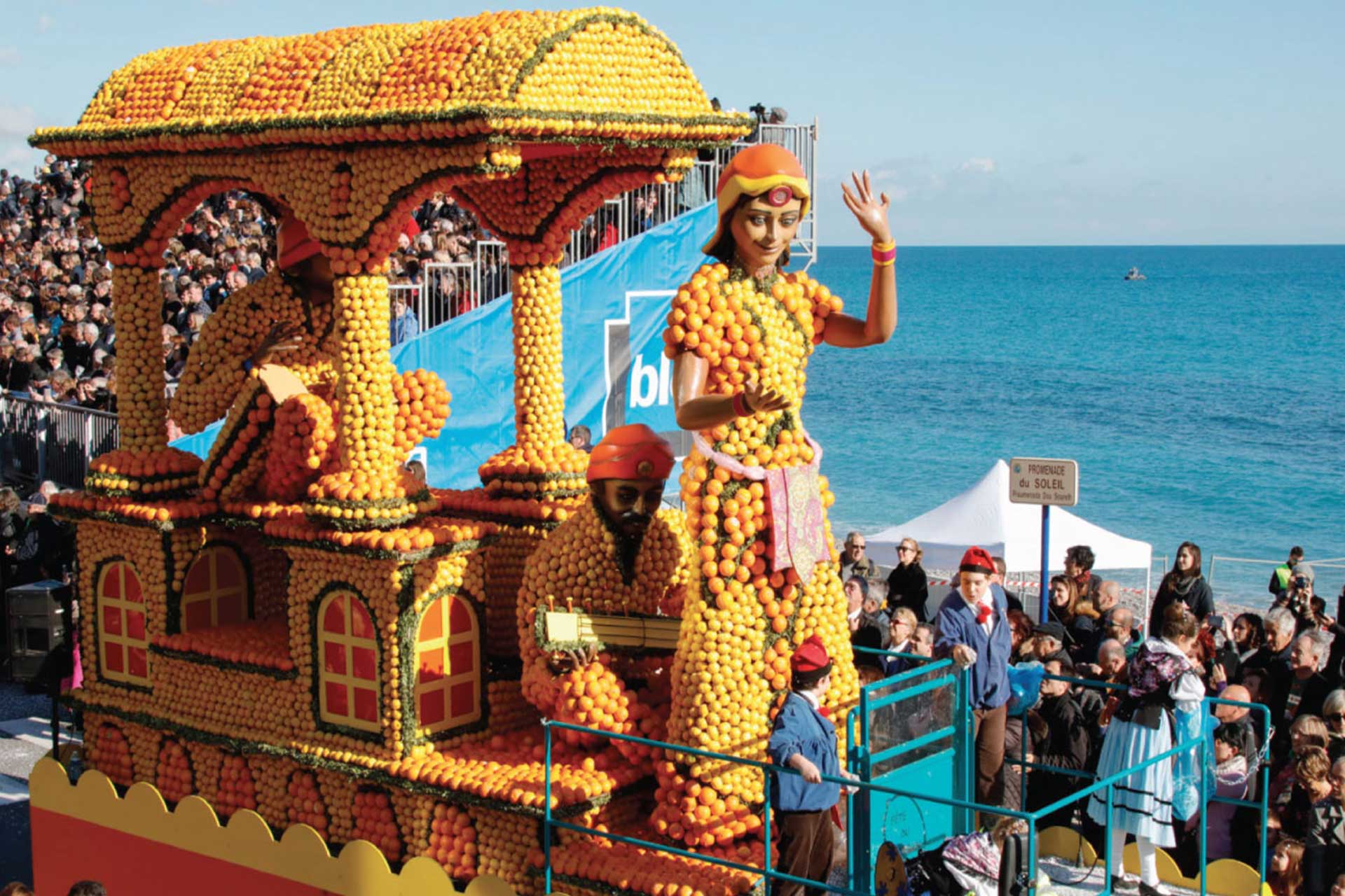 Festa dei limoni a Mentone, viaggio di gruppo in pullman