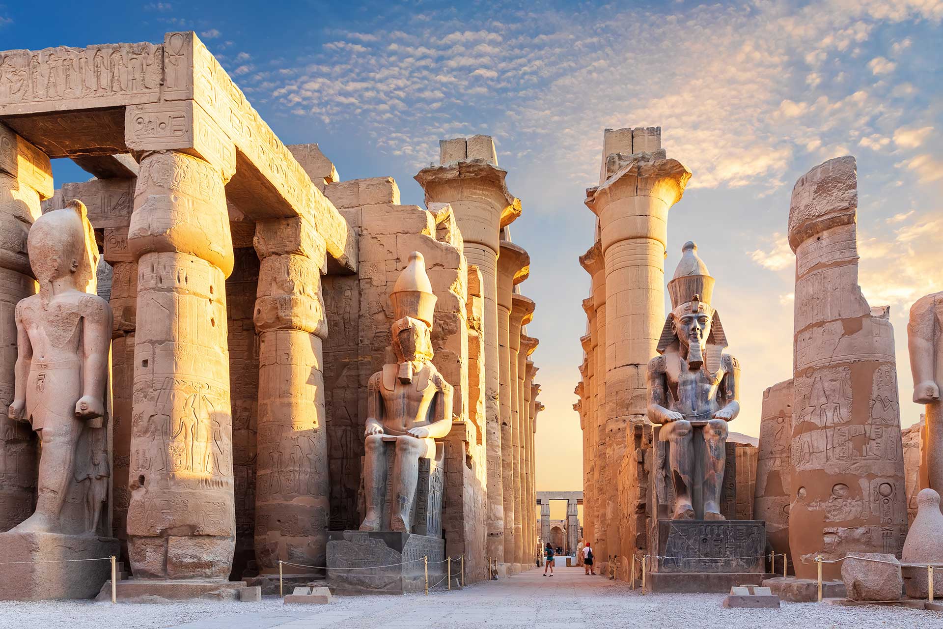 Luxor, Tour di gruppo in Egitto