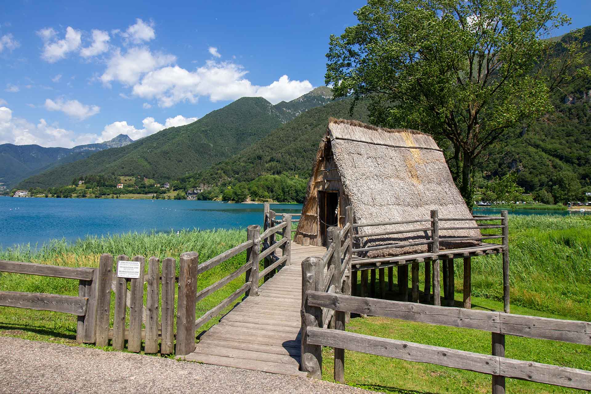 Lago Ledro Palafitte - viaggio di gruppo in pullman