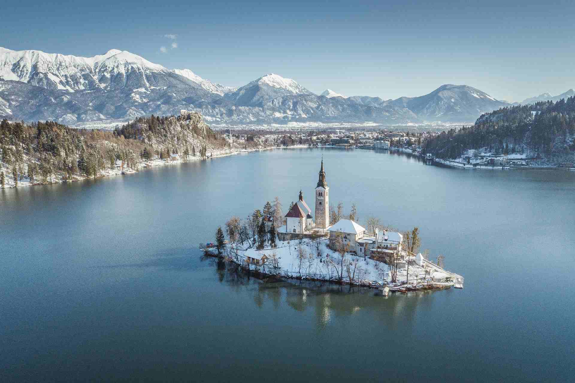 slovenia lago di bled canvaweb